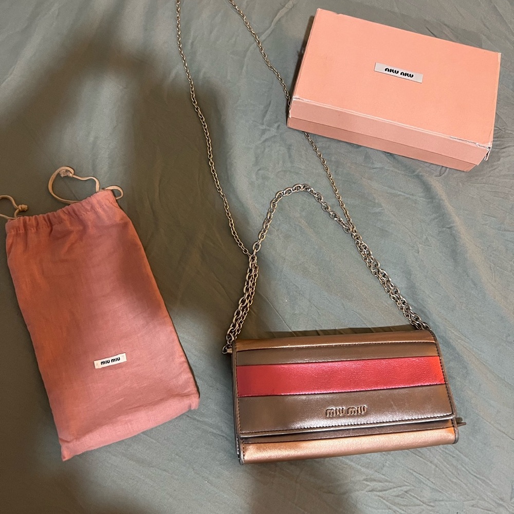 Miu Miu wallet on Chain